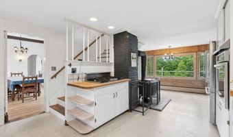 345 W Auburn Rd, Auburn, ME 04210