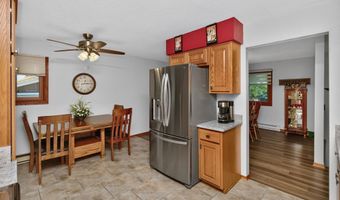 713 10th Ave NW, Altoona, IA 50009