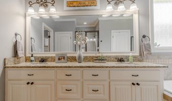 636 Hidden Hills Xing, Brandon, MS 39047