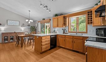 W5982 STRAWFLOWER Drive, Appleton, WI 54915