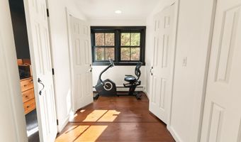 390 Pleasant Valley Rd, Brattleboro, VT 05301
