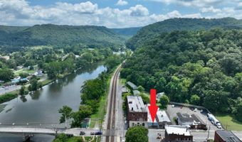 342 S. Monroe St, Alderson, WV 24910
