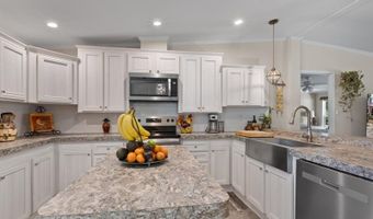 6389 6th Pl, Bell, FL 32619