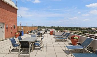 1001 N VERMONT St 804, Arlington, VA 22201