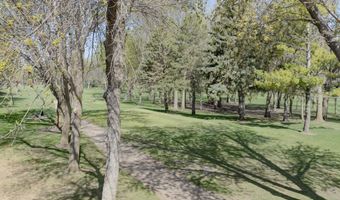 269 202nd St, Arnolds Park, IA 51331