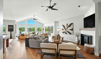 430 Carlyle Dr, North Liberty, IA 52317