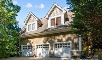 11 Hearthstone Dr, Asheville, NC 28803