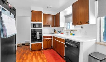 905 W 3rd Ave, Broomfield, CO 80020
