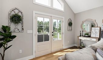 921 Lake Viking Ter, Altamont, MO 64640