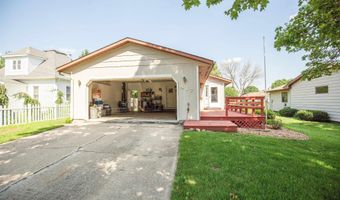 417 S Sample St, Algona, IA 50511