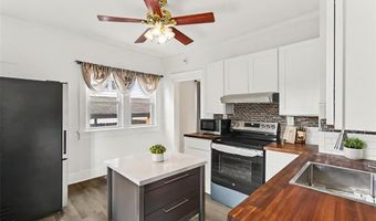 3345 Belle St, Alton, IL 62002