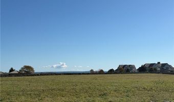536 W Main Rd, Little Compton, RI 02837