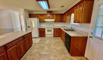 1402 Bear Creek Rd, Adel, GA 31620