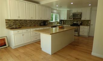 5650 Lake Lindero Dr, Agoura Hills, CA 91301