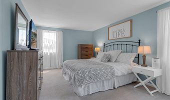 209 Mcnair Rd, Amherst, NY 14221