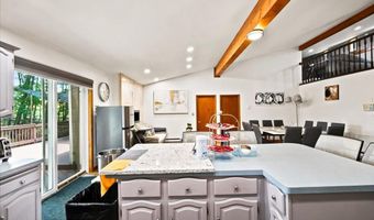 17 Basswood Ct, Albrightsville, PA 18210