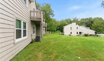 38 Stone Trl B, North Providence, RI 02904