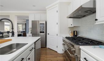 161 Stony Ln, North Kingstown, RI 02852