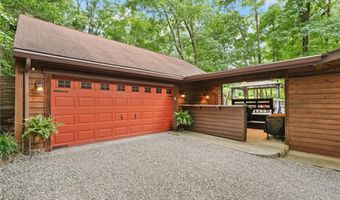 3250 N Shamrock Ln, Birdseye, IN 47513