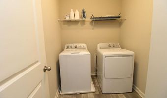 96 Auburn Crossing Dr, Auburn, GA 30011