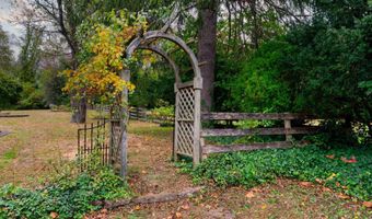 139 Monmouth Ave, Atlantic Highlands, NJ 07716