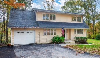 312 Mountainside Dr, Alloway, NJ 07422