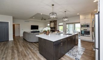 4701 NW 98th Ave, Polk City, IA 50226