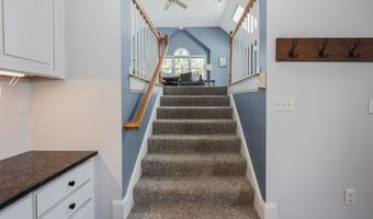 6 Jennifer Ln, Amherst, NH 03031