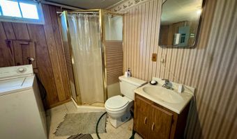1204 4th St, Britton, SD 57430