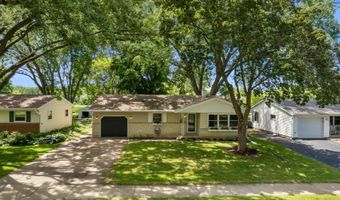 1210 Acewood Blvd, Madison, WI 53716