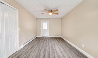 123 Mount Hope Ave, Bangor, ME 04401