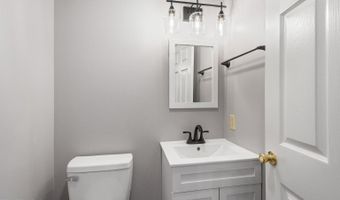 2412 Colonial Dr, Athens, TN 37303