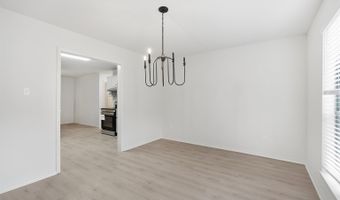 1313 River Oaks Dr, Benton, AR 72019