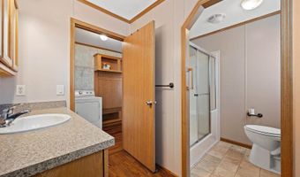 11 E St, Bangor, ME 04401