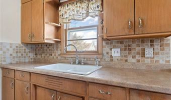 1402 7th St SE, Austin, MN 55912