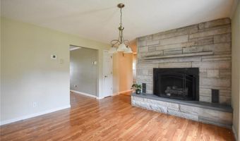 139 Factory Dr, Austin, IN 47102