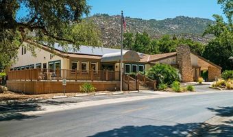 8975 Lawrence Welk 2, Escondido, CA 92026