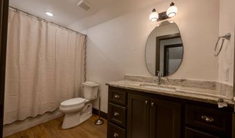 1533 Red Bud Ln, McAlester, OK 74501