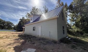 402 S Magnolia Ave, Andrews, SC 29510