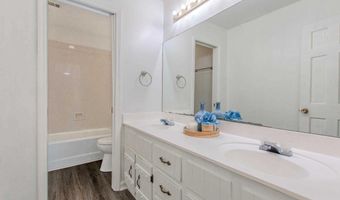 300 Oakmont Dr, Alexander, AR 72002