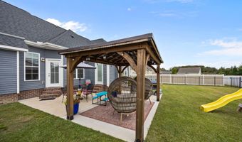 566 Hines Dr, Ayden, NC 28513