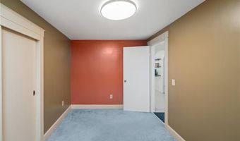 1737 Wampanoag Trl, Barrington, RI 02806