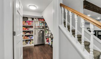 42037 N Old Lake Ave, Antioch, IL 60002