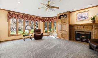 805 27th St SW, Austin, MN 55912