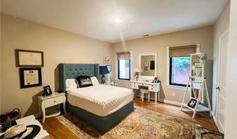 542 N Kilkea Dr, Los Angeles, CA 90048