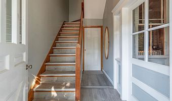 93 W 35TH St, Bayonne, NJ 07002