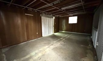 142 Pine Cir, Bennington, VT 05201