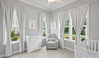 822 River Oaks Ln, Charlotte, NC 28226