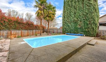 149 Thomas Ct, Central Point, OR 97502
