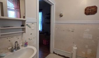 316 Durant St, Bishopville, SC 29010